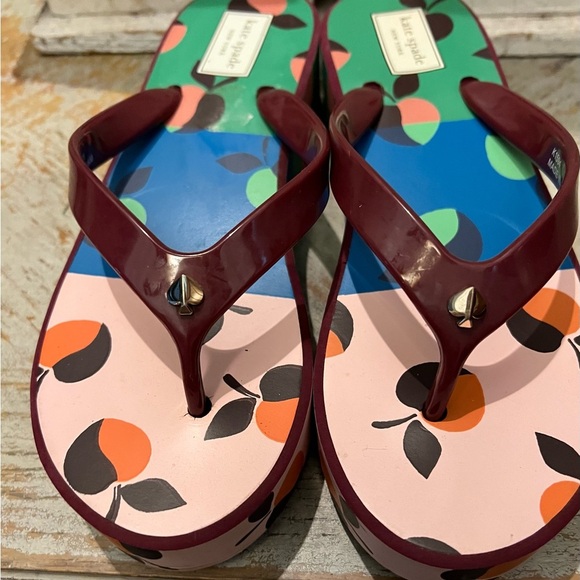 Kate Spade Rio Platform Flip Flop Fruit Pattern Sandals Size 7 - Picture 7 of 9